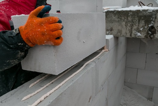 Полиуретановая смола - лучший материал для остановки протечек в бетоне
